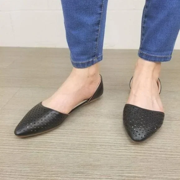 Perforated Pointy Toe Slip On Black Flats - Picture 6 of 7